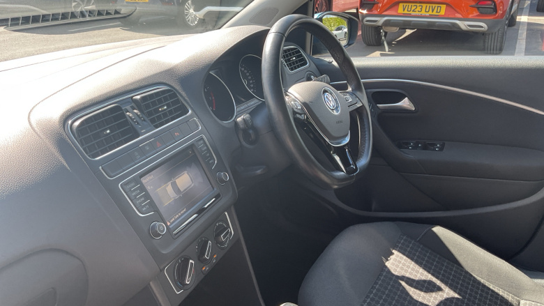 Volkswagen Polo 1.2 TSI SE 5dr Petrol Hatchback